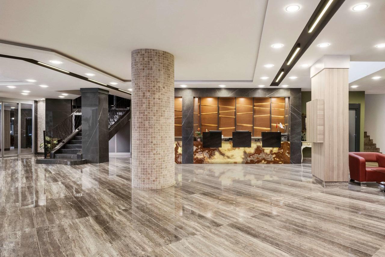 Ramada Mersin Mersin  Buitenkant foto