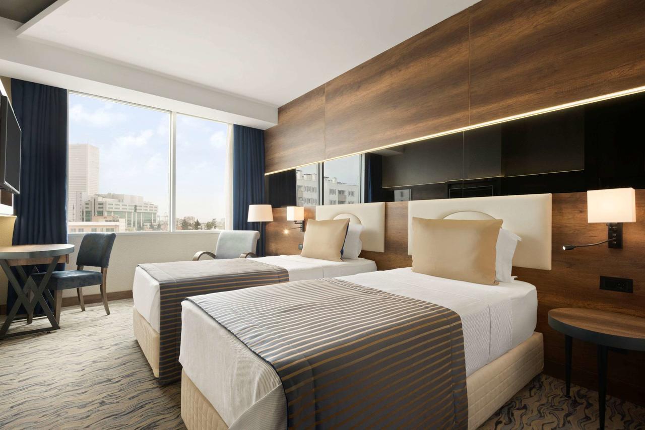 Ramada Mersin Mersin  Buitenkant foto