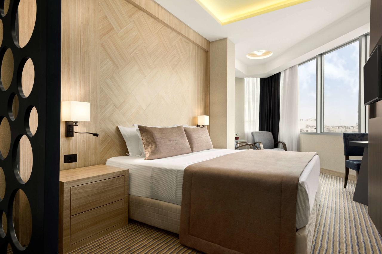 Ramada Mersin Mersin  Buitenkant foto