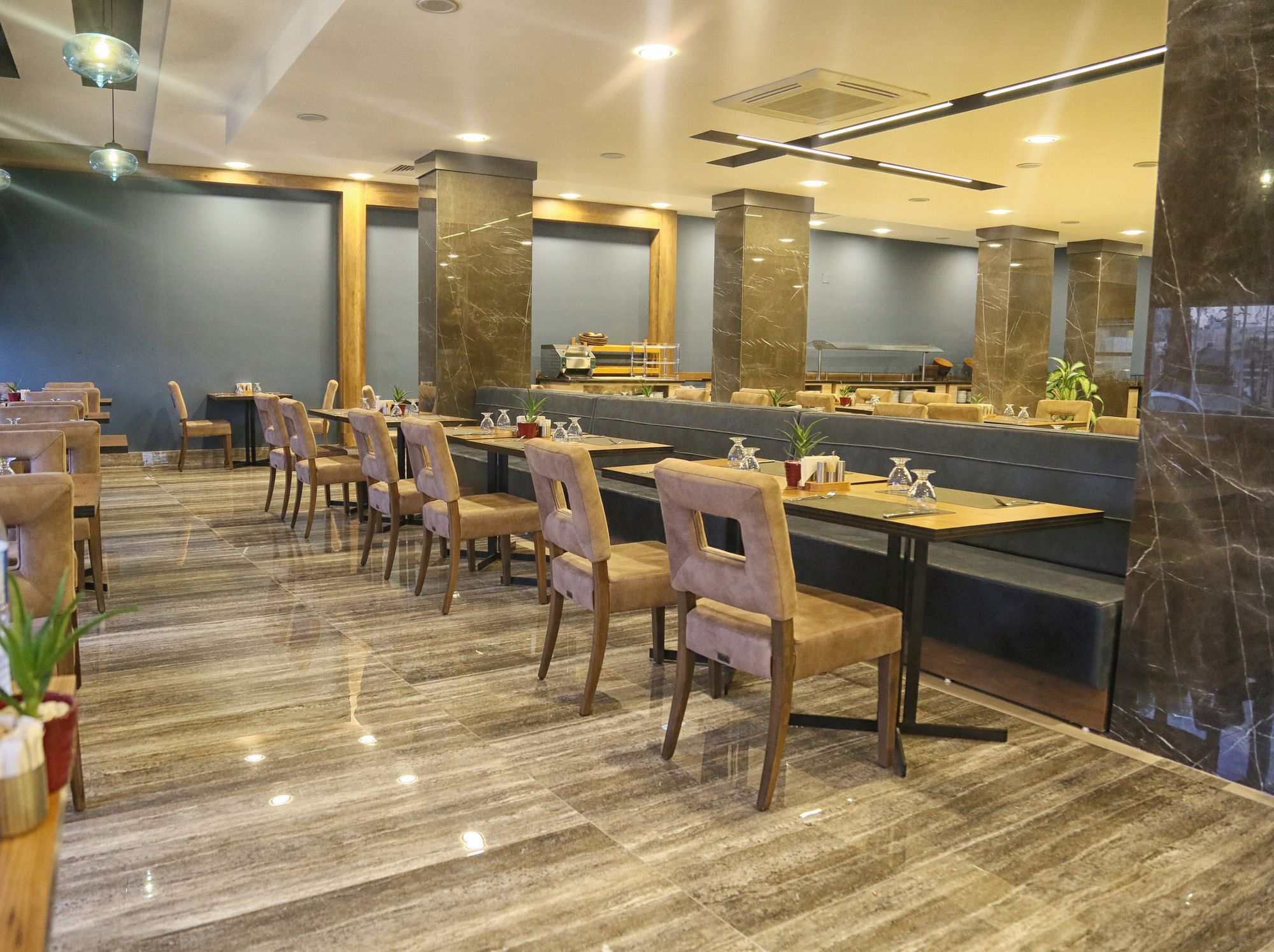 Ramada Mersin Mersin  Buitenkant foto