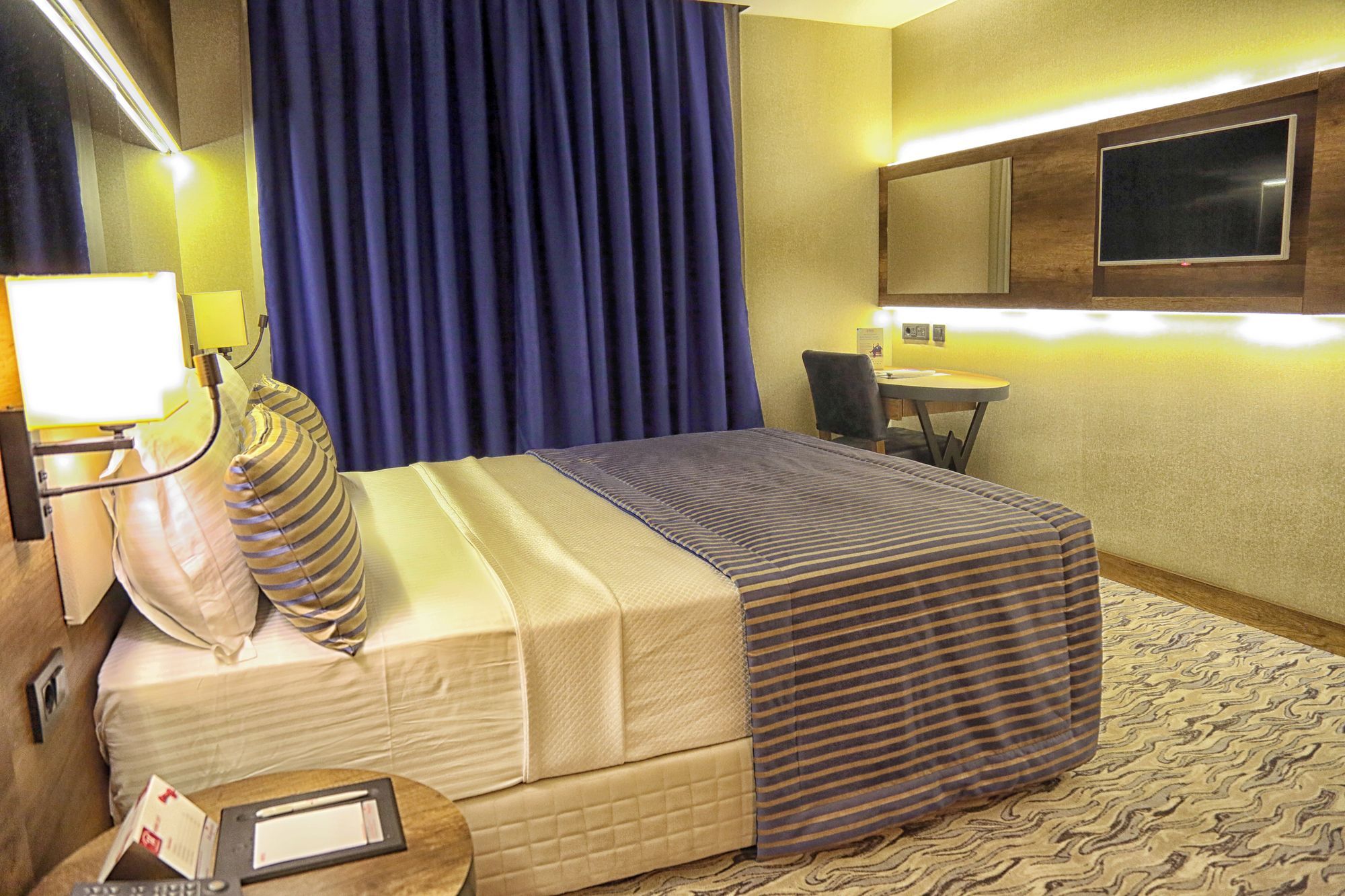 Ramada Mersin Mersin  Buitenkant foto